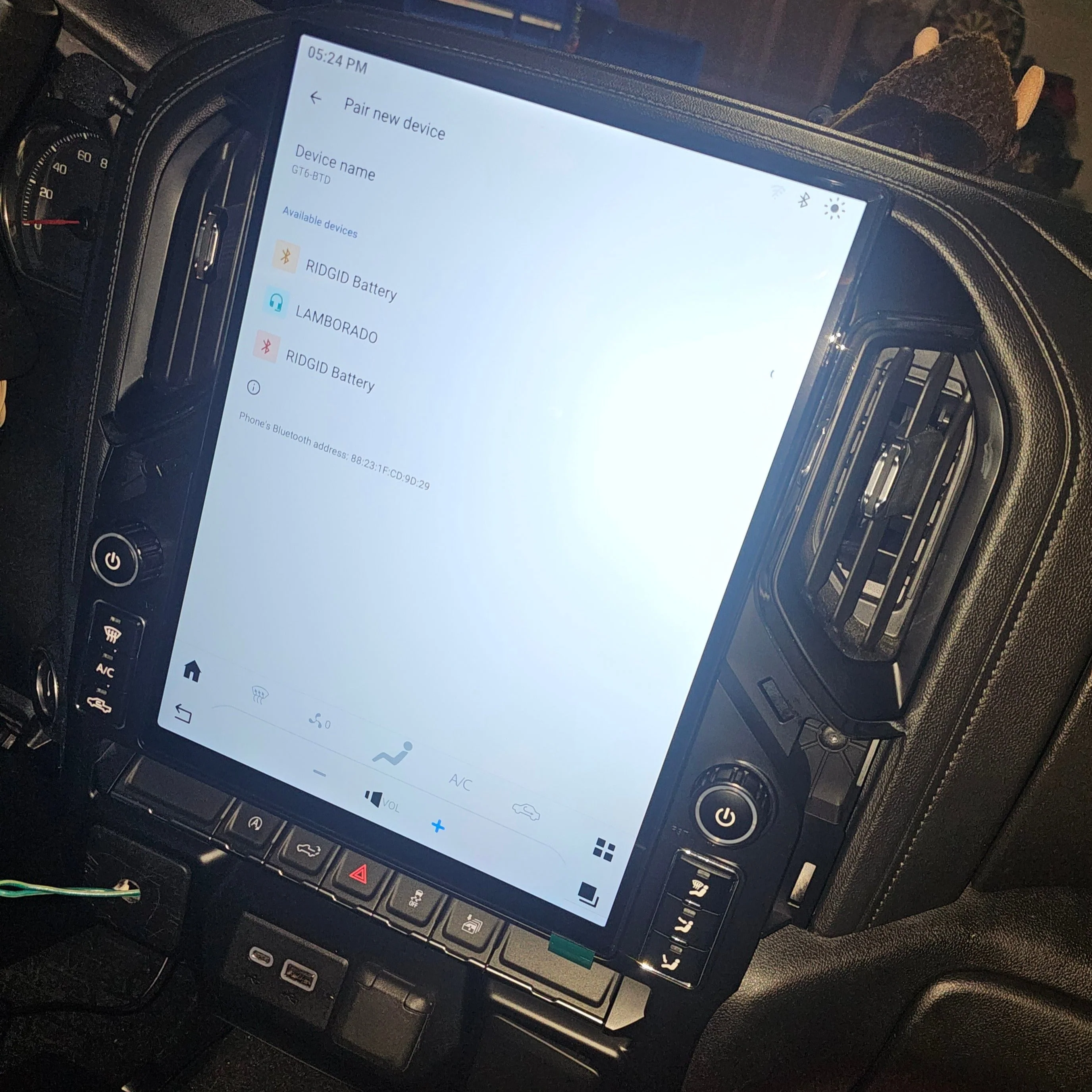 Chevrolet Silverado Tesla Screen 2007-2025 - Image 4