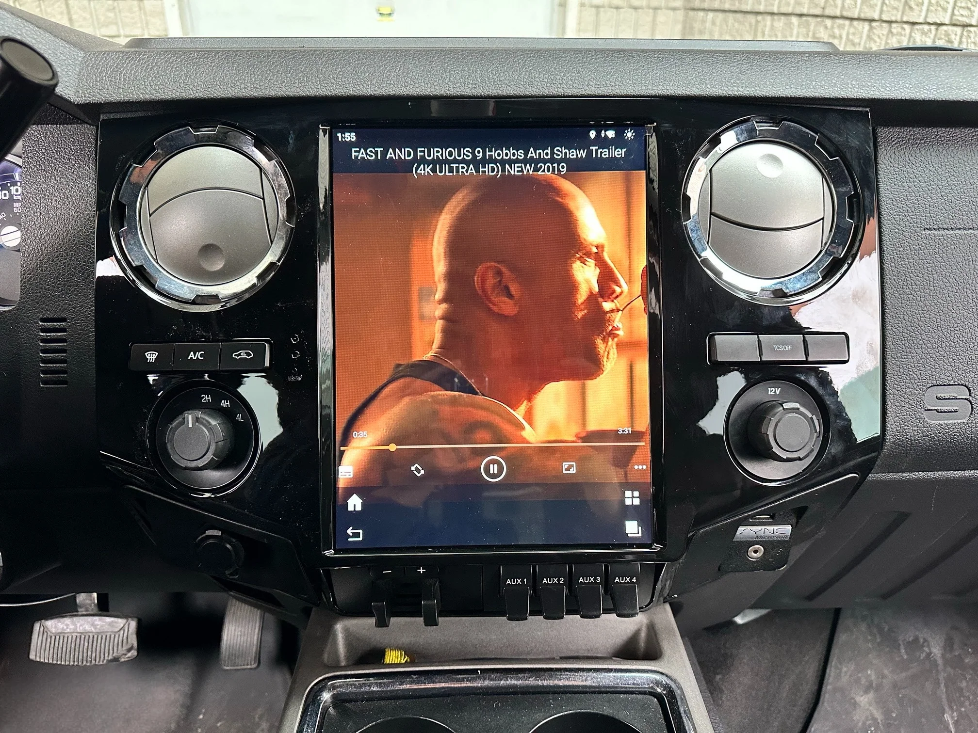 Ford F650 Tesla Screen 2009-2022 - Image 7